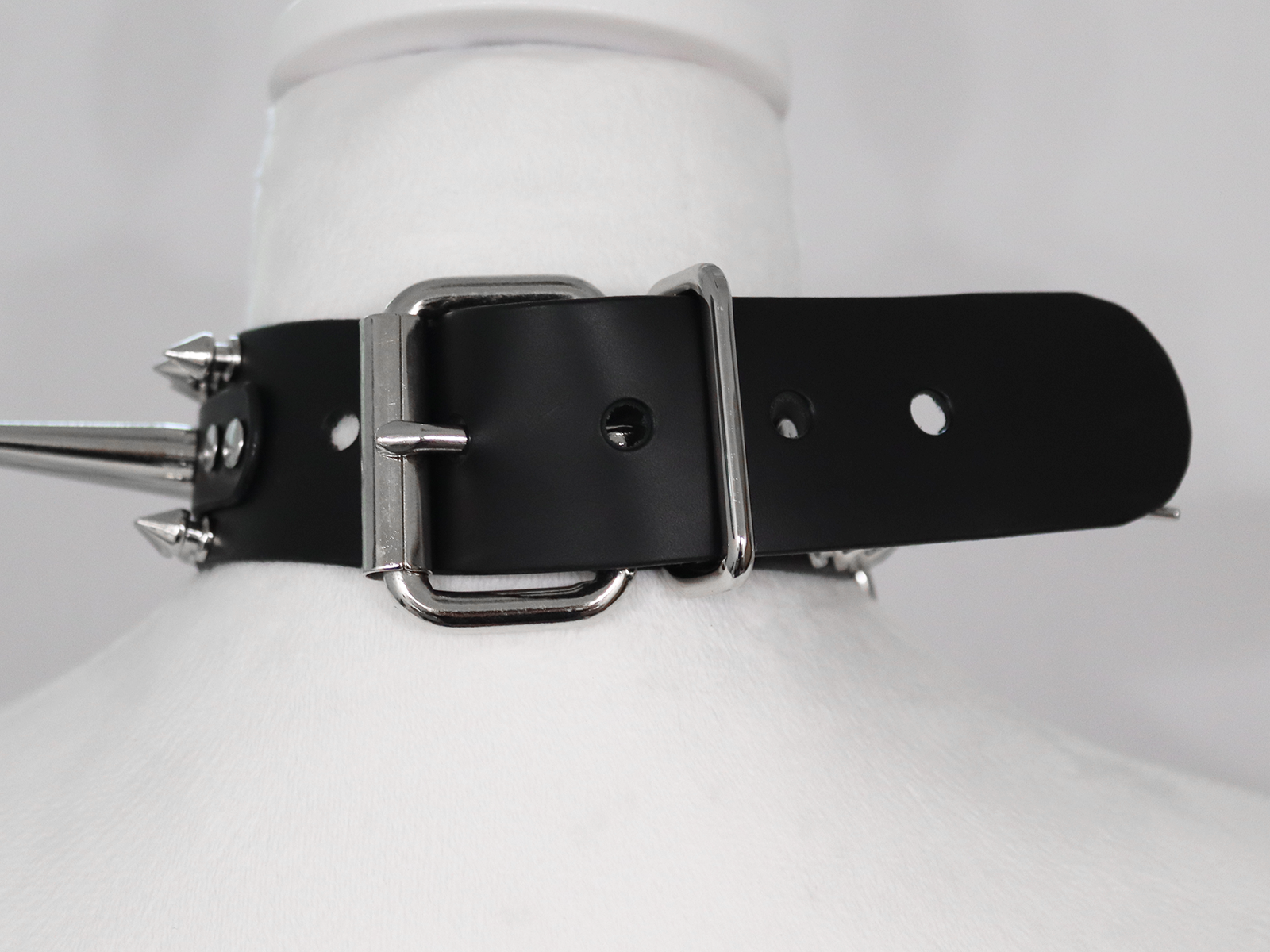 国内で当店のみ ILLUSORY - Cross Choker Resurrection Choker - Black Crucifix – Cult of Asmodeus